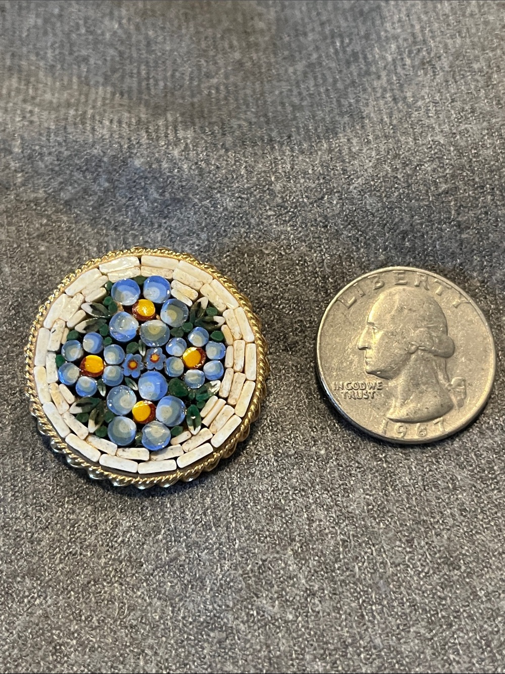 Micromosiac Blue Floral Brooch - Picture 2 of 6